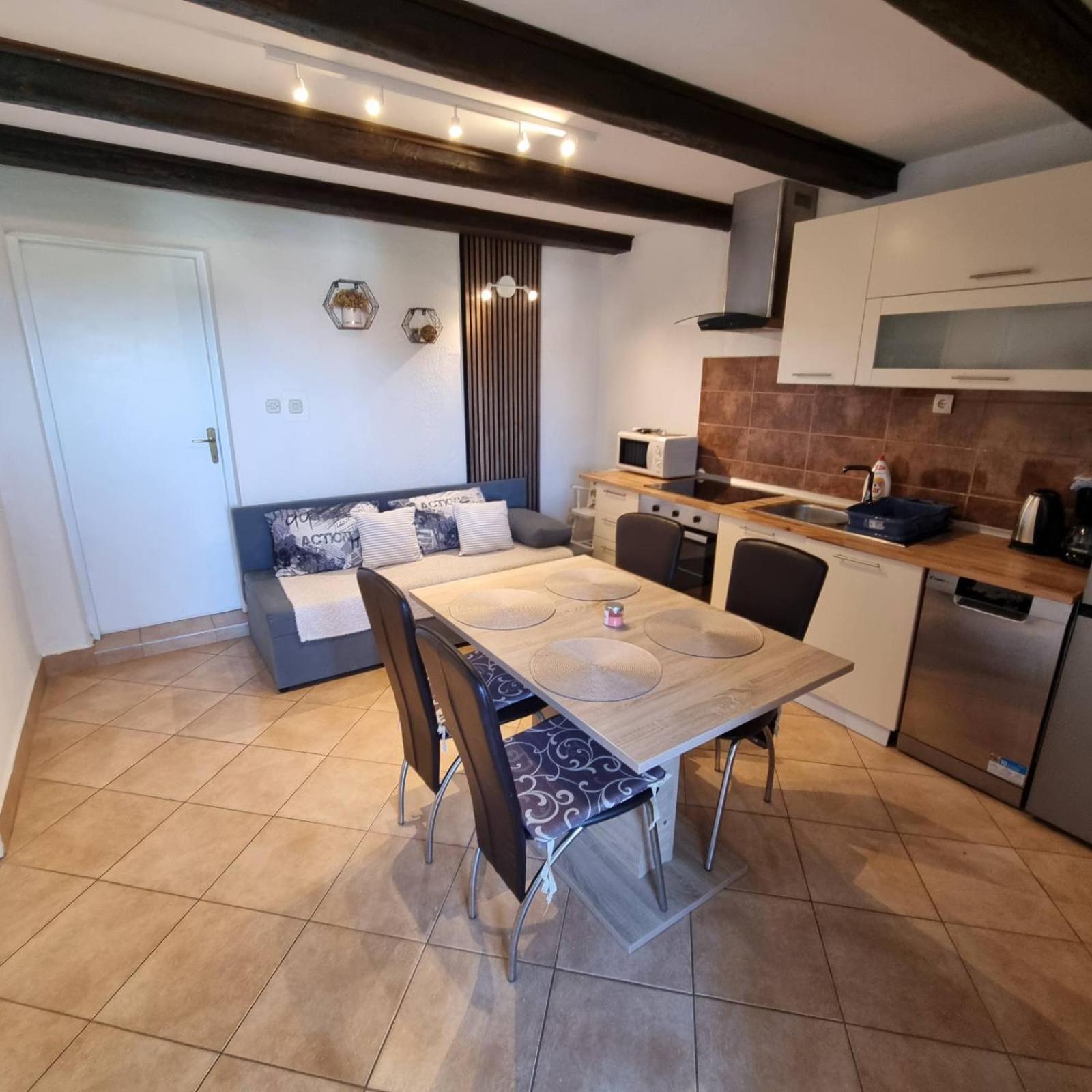 Apartmani Gero لوبار المظهر الخارجي الصورة