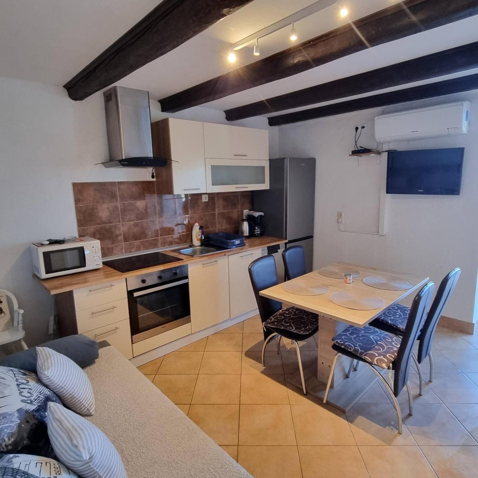 Apartmani Gero لوبار المظهر الخارجي الصورة