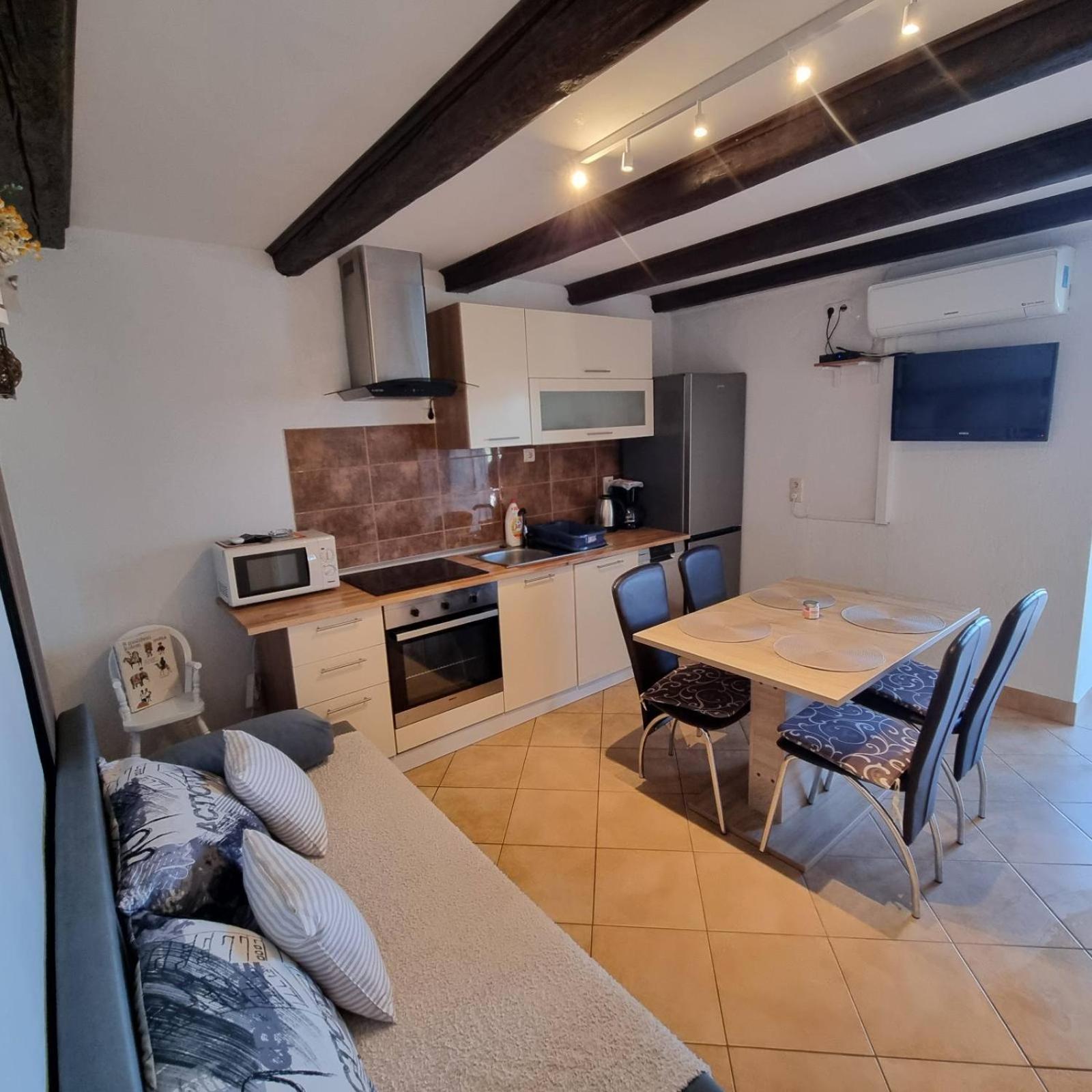Apartmani Gero لوبار المظهر الخارجي الصورة